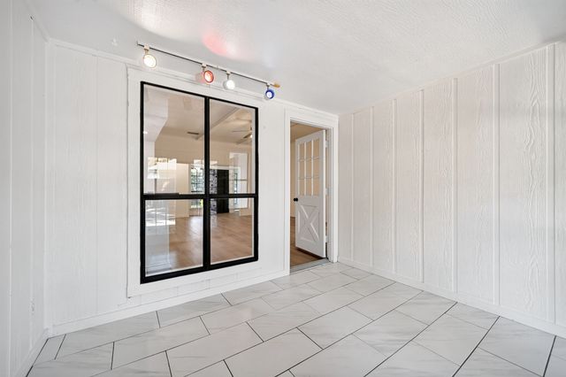 806 Lake Meadows Circle, Rockwall, TX 75087