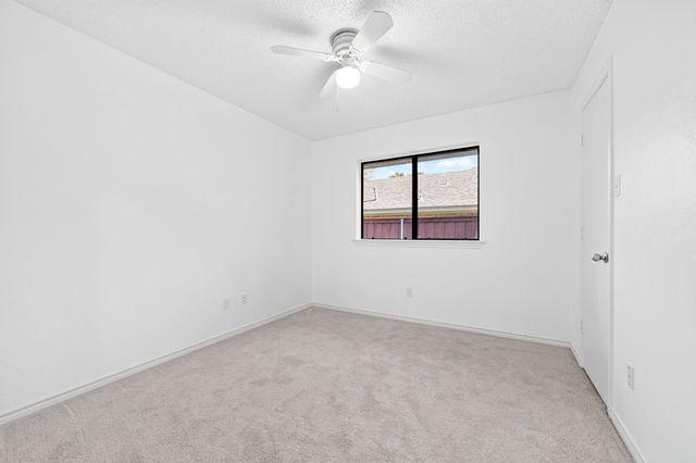 806 Lake Meadows Circle, Rockwall, TX 75087