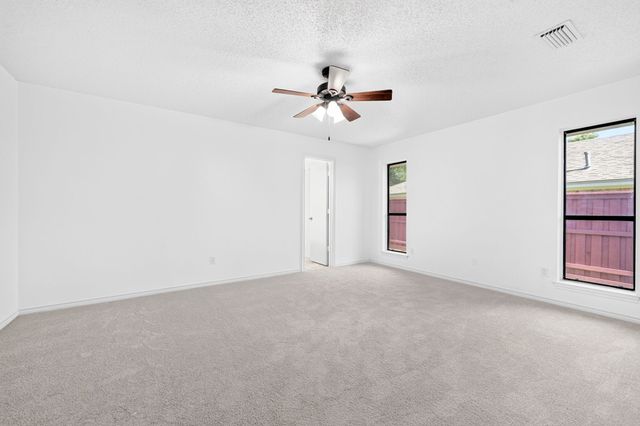 806 Lake Meadows Circle, Rockwall, TX 75087