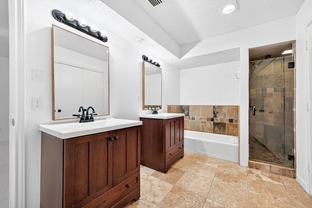 806 Lake Meadows Circle, Rockwall, TX 75087