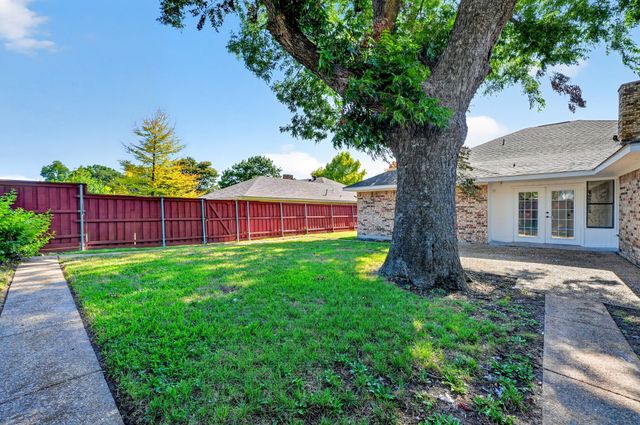 806 Lake Meadows Circle, Rockwall, TX 75087