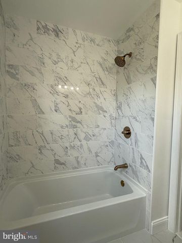 820 BEVERLY DR, Somerdale, NJ 08083