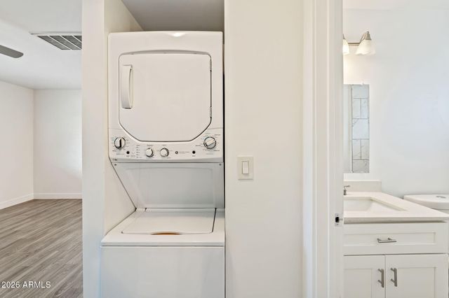 1707 N 18th Street B11, Phoenix, AZ 85006