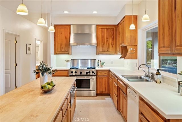 4242 Las Tablas Willow Creek Road, Paso Robles, CA 93446