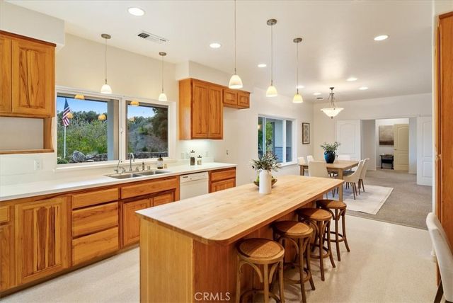 4242 Las Tablas Willow Creek Road, Paso Robles, CA 93446