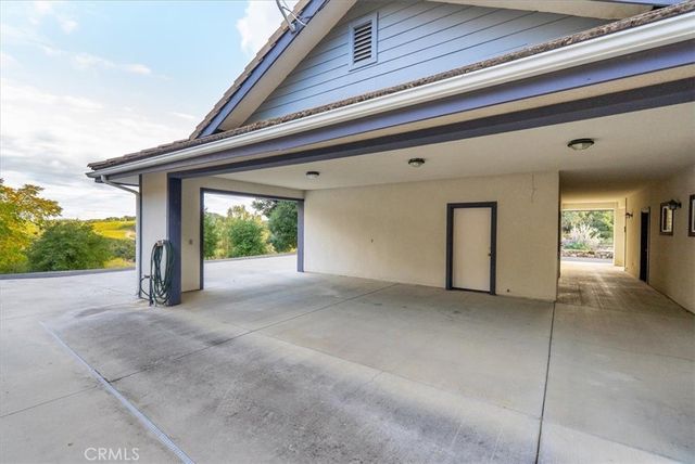 4242 Las Tablas Willow Creek Road, Paso Robles, CA 93446
