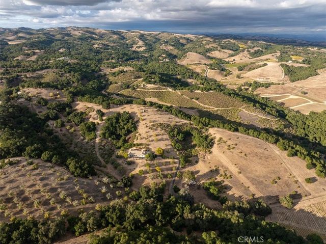 4242 Las Tablas Willow Creek Road, Paso Robles, CA 93446
