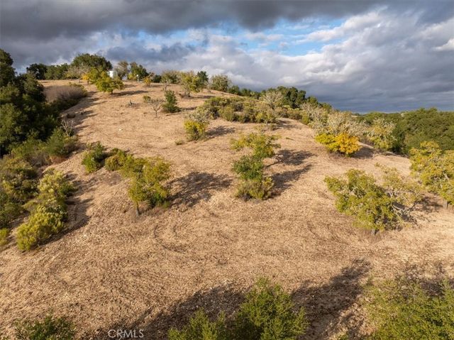 4242 Las Tablas Willow Creek Road, Paso Robles, CA 93446