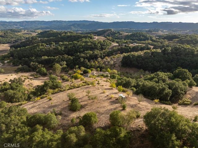 4242 Las Tablas Willow Creek Road, Paso Robles, CA 93446