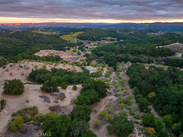4242 Las Tablas Willow Creek Road, Paso Robles, CA 93446