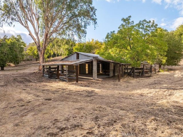 4242 Las Tablas Willow Creek Road, Paso Robles, CA 93446