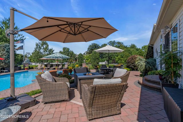10 Yearling Place, Freehold, NJ 07728