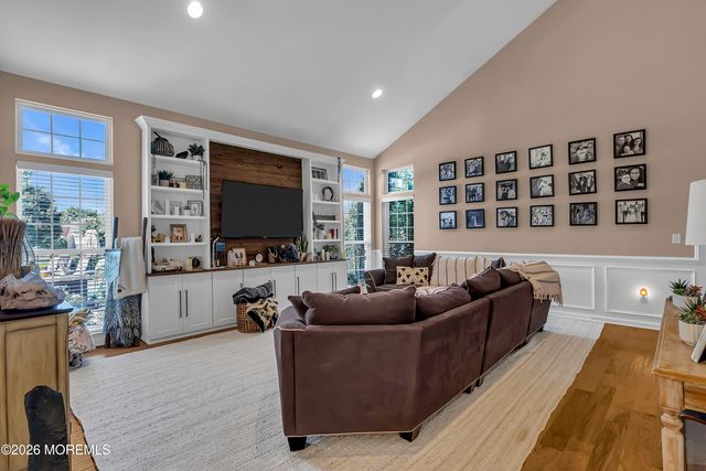 10 Yearling Place, Freehold, NJ 07728
