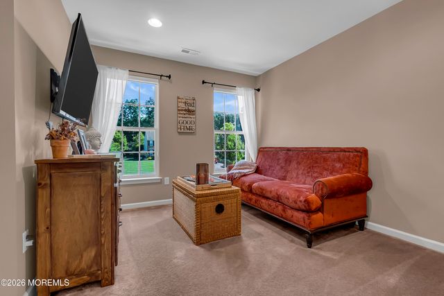 10 Yearling Place, Freehold, NJ 07728