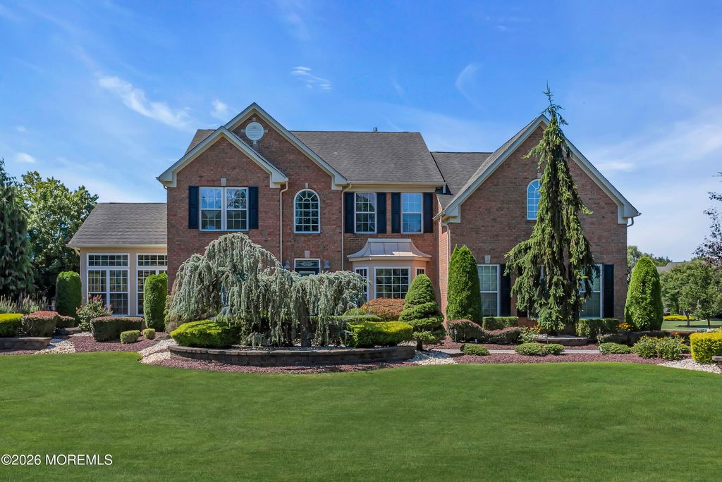10 Yearling Place, Freehold, NJ 07728