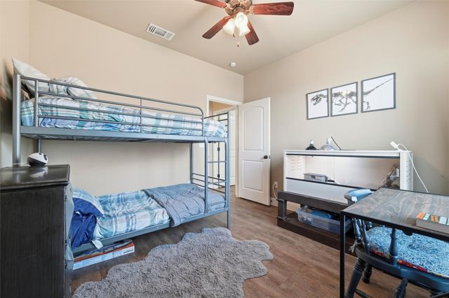 128 E Remuda Court, Fort Worth, TX 76108