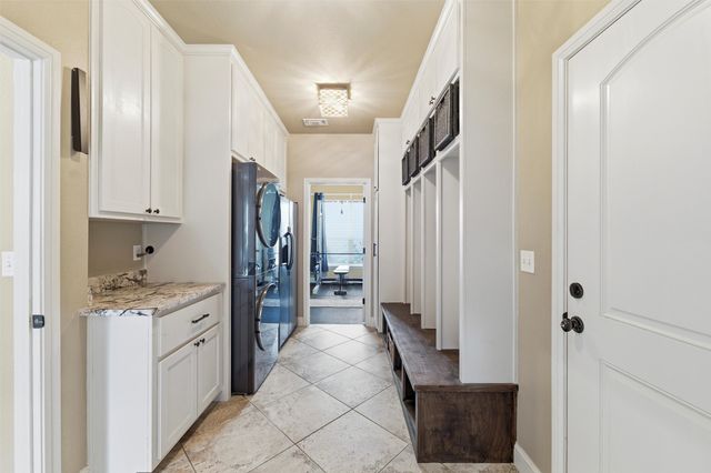 128 E Remuda Court, Fort Worth, TX 76108