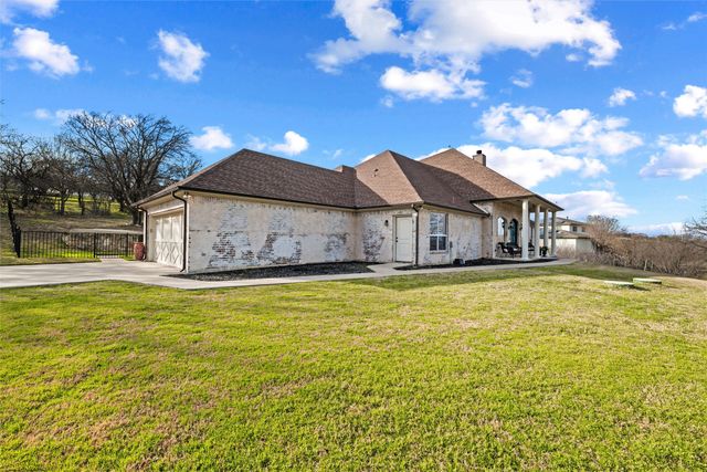 128 E Remuda Court, Fort Worth, TX 76108