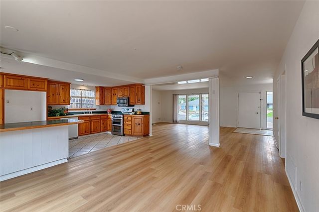 18712 Piper, Yorba Linda, CA 92886