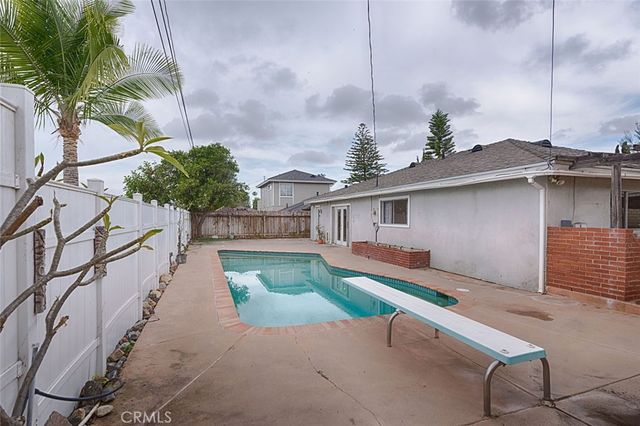 18712 Piper, Yorba Linda, CA 92886