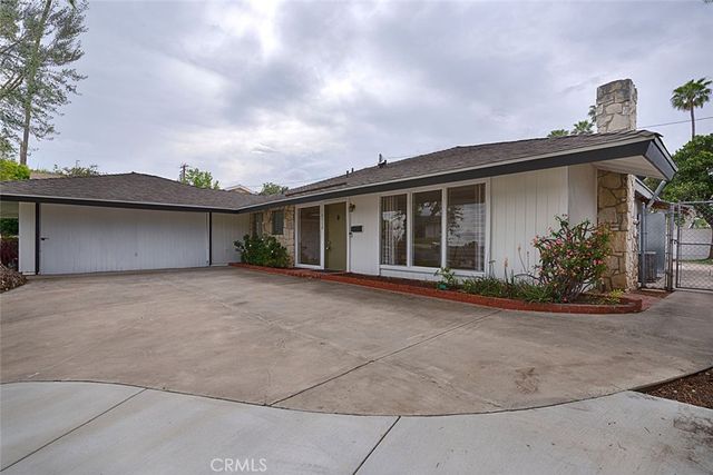 18712 Piper, Yorba Linda, CA 92886
