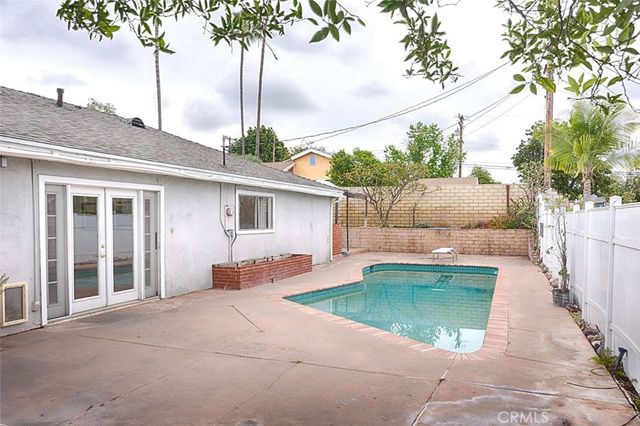 18712 Piper, Yorba Linda, CA 92886