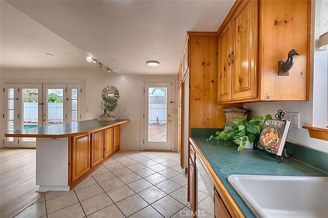 18712 Piper, Yorba Linda, CA 92886