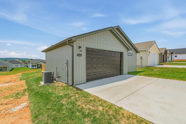 1034 Wentford Avenue, Sweetwater, TN 37874