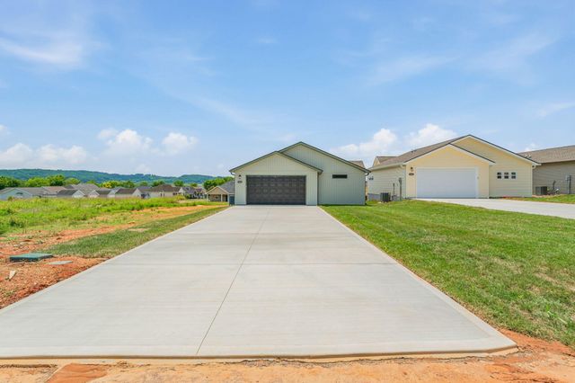 1034 Wentford Avenue, Sweetwater, TN 37874