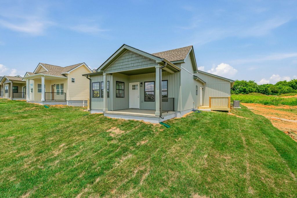 1034 Wentford Avenue, Sweetwater, TN 37874