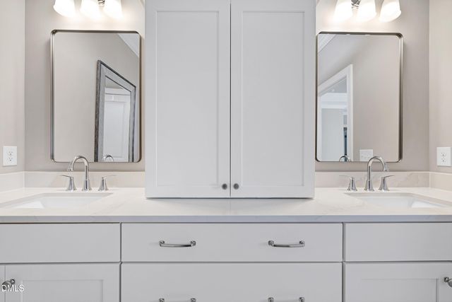 1388 Patriot Points Way, Fuquay Varina, NC 27526