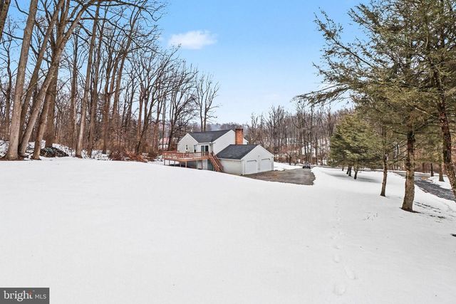 2156 MILLER RD, Hummelstown, PA 17036