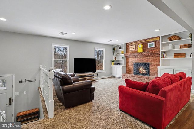 2156 MILLER RD, Hummelstown, PA 17036