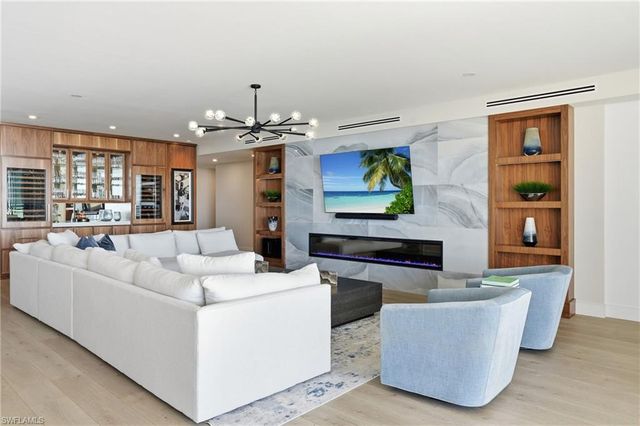 13945 Old Coast RD 1906, Naples, FL 34110