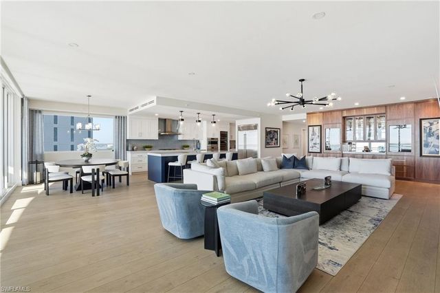 13945 Old Coast RD 1906, Naples, FL 34110