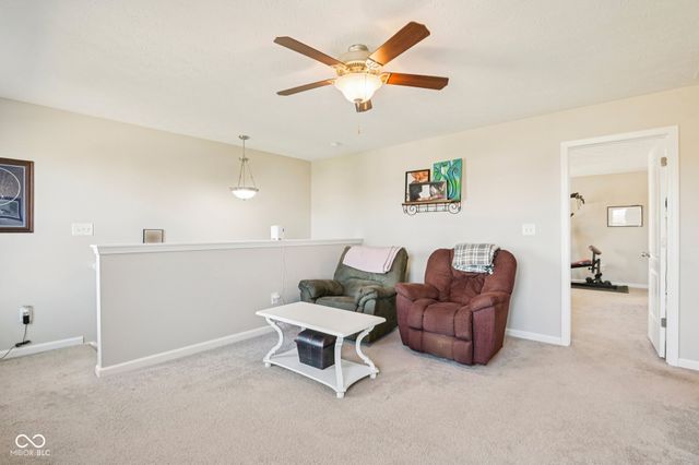 1749 N Creekwater Pass, Greenfield, IN 46140
