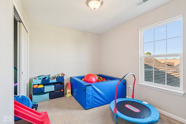 1749 N Creekwater Pass, Greenfield, IN 46140