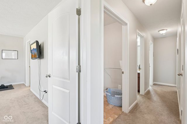 1749 N Creekwater Pass, Greenfield, IN 46140