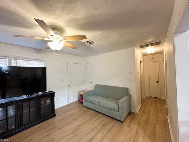 308 Elizabeth ST, Suffolk, VA 23434