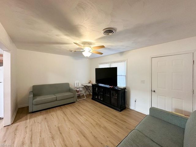 308 Elizabeth ST, Suffolk, VA 23434