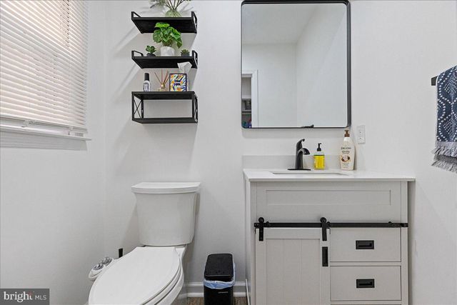 3 YORKTOWNE CT, West Windsor, NJ 08550