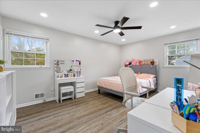 3 YORKTOWNE CT, West Windsor, NJ 08550