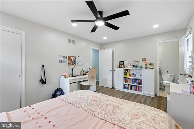 3 YORKTOWNE CT, West Windsor, NJ 08550