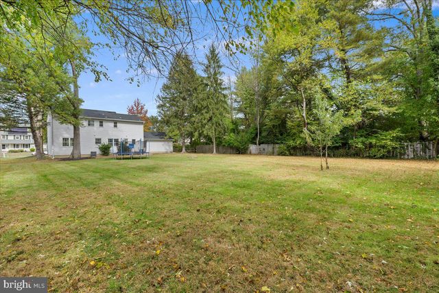 3 YORKTOWNE CT, West Windsor, NJ 08550