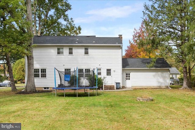 3 YORKTOWNE CT, West Windsor, NJ 08550