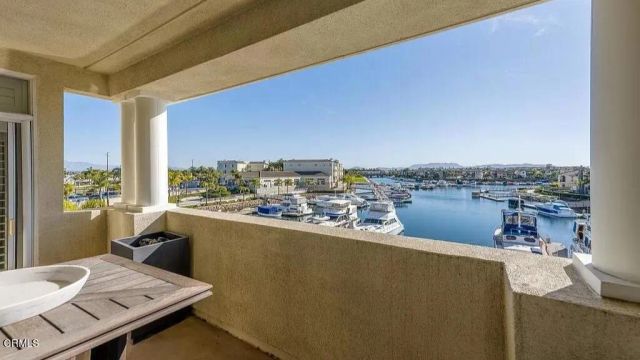 4346 Tradewinds Drive, Oxnard, CA 93035