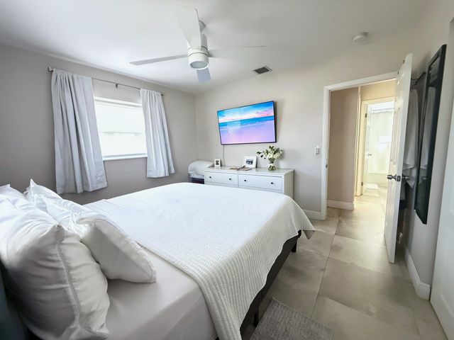 2340 N 58th Terrace, Hollywood, FL 33021