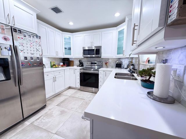 2340 N 58th Terrace, Hollywood, FL 33021