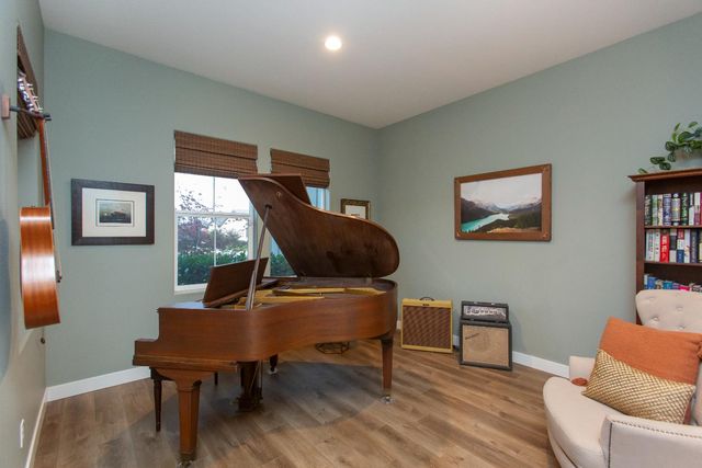 2754 Millstream Ln, Turlock, CA 95382