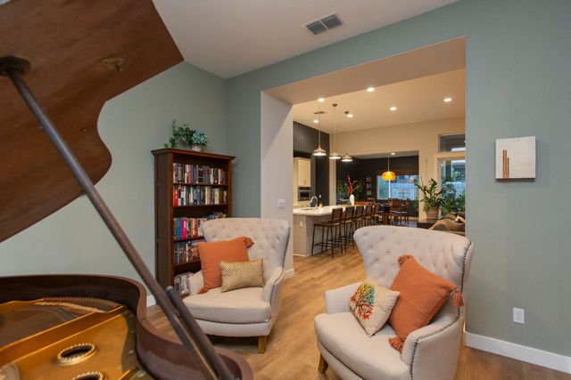 2754 Millstream Ln, Turlock, CA 95382